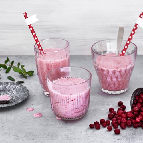 Puolukka-mustikkasmoothie