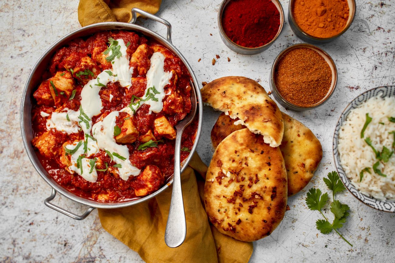 Butter chicken eli kanaa tomaatti-voikastikkeessa