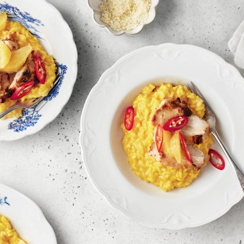 Appelsiinirisotto ja paistettu broileri