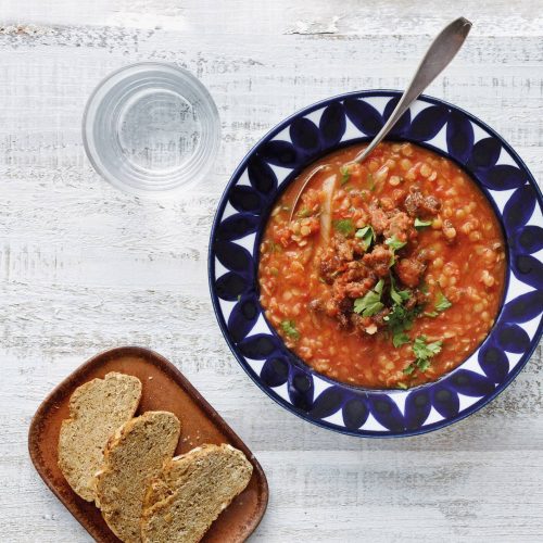 Tomaattinen linssikeitto