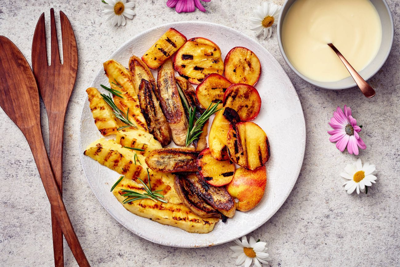 Grillattu hedelmäsalaatti