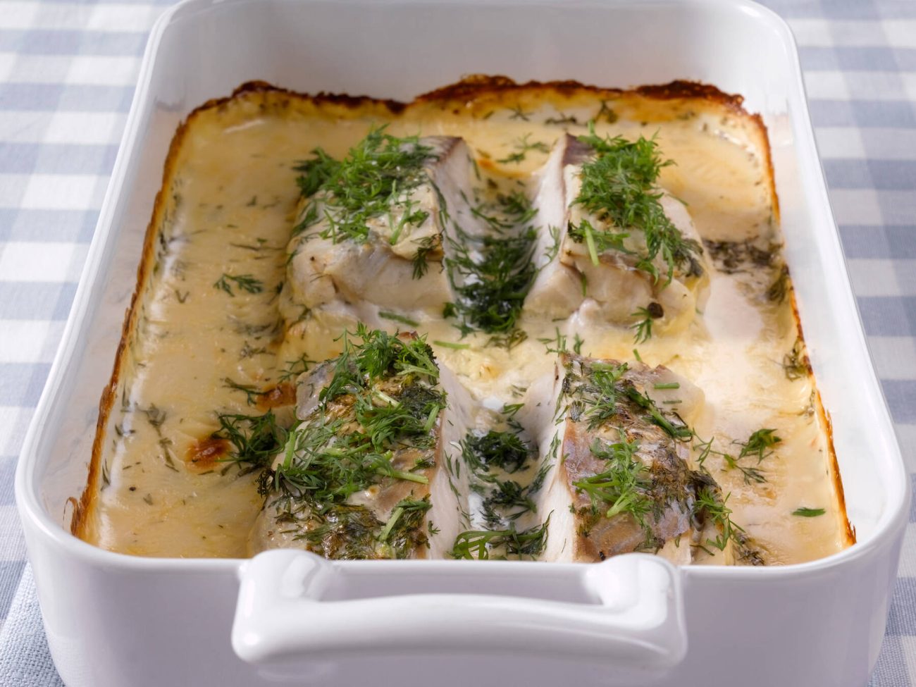 Juustoinen kalavuoka