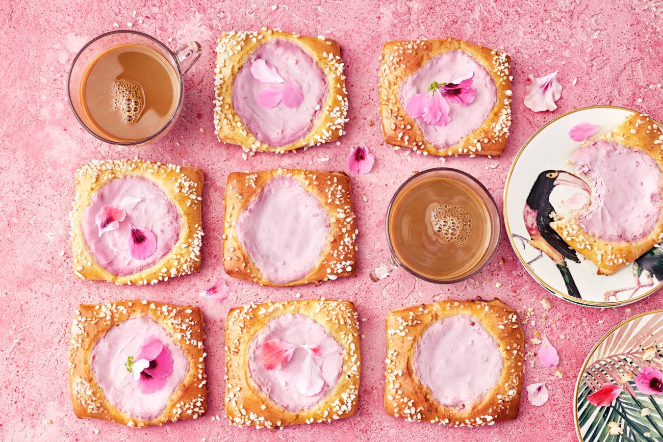 Helpot kirsikkapullaruudut