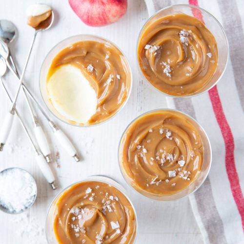 Kinuskikissan omenainen panna cotta