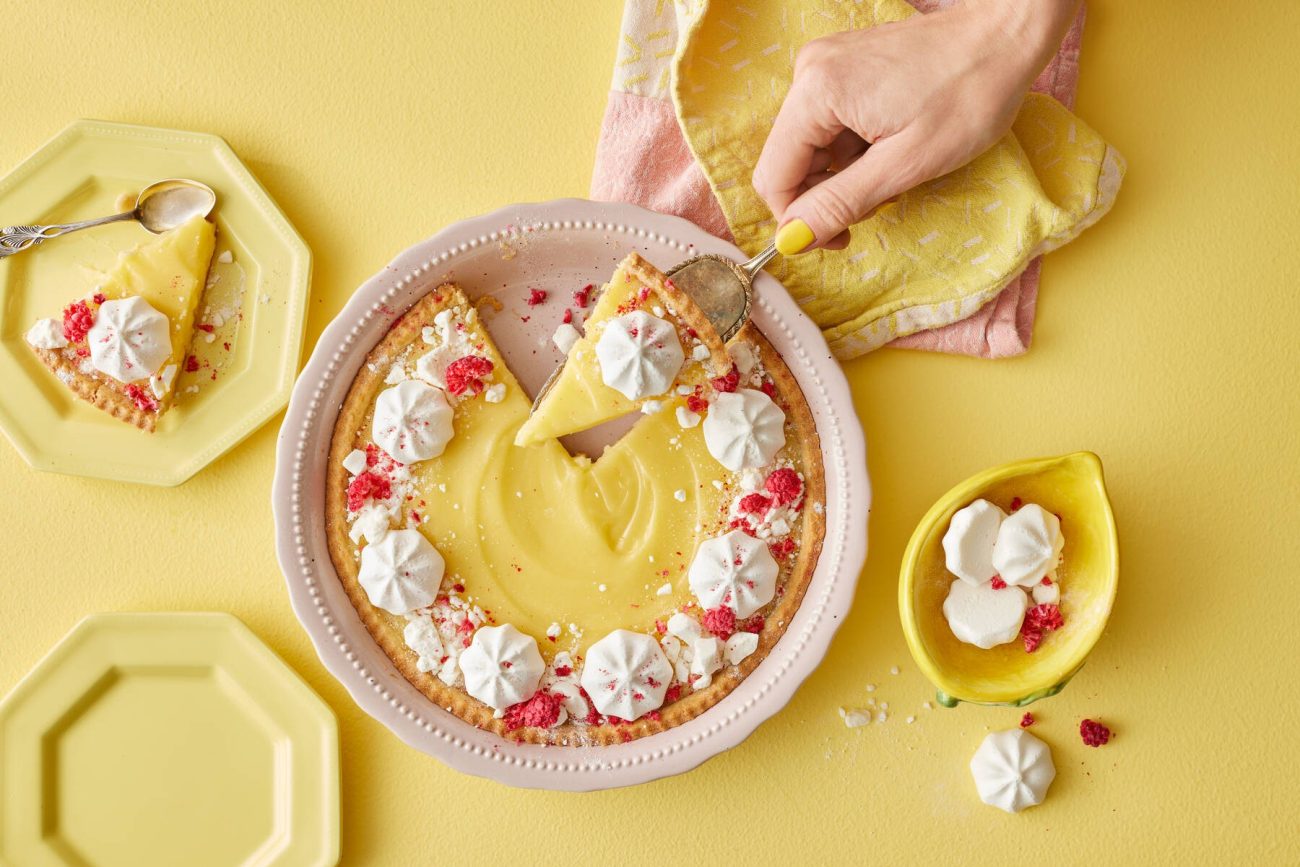 Helppo sitruuna-marenkipiiras