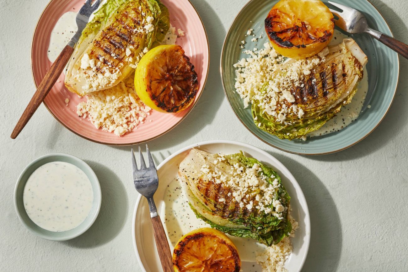 Grillattu sydänsalaatti ja lipstikkamajoneesi