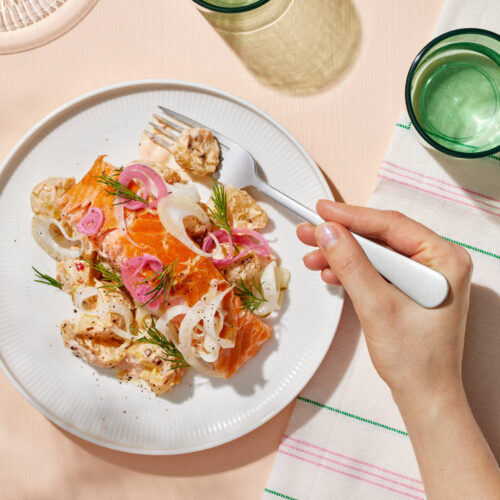 Bella Tablen chili-hölskyperunoita ja savulohta