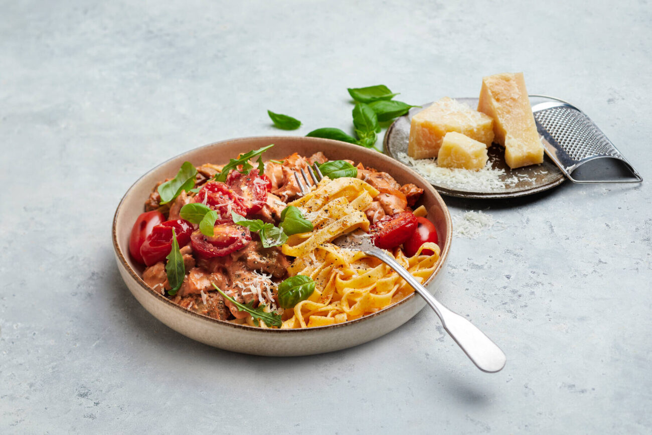 Härkis-tomaattipasta