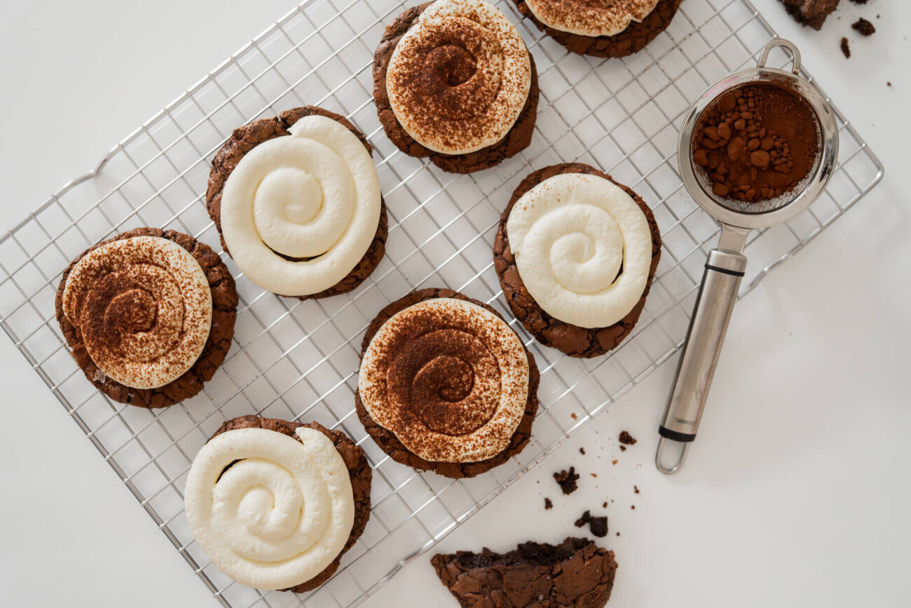 Emilin tiramisu-brownie Crumbl Cookies