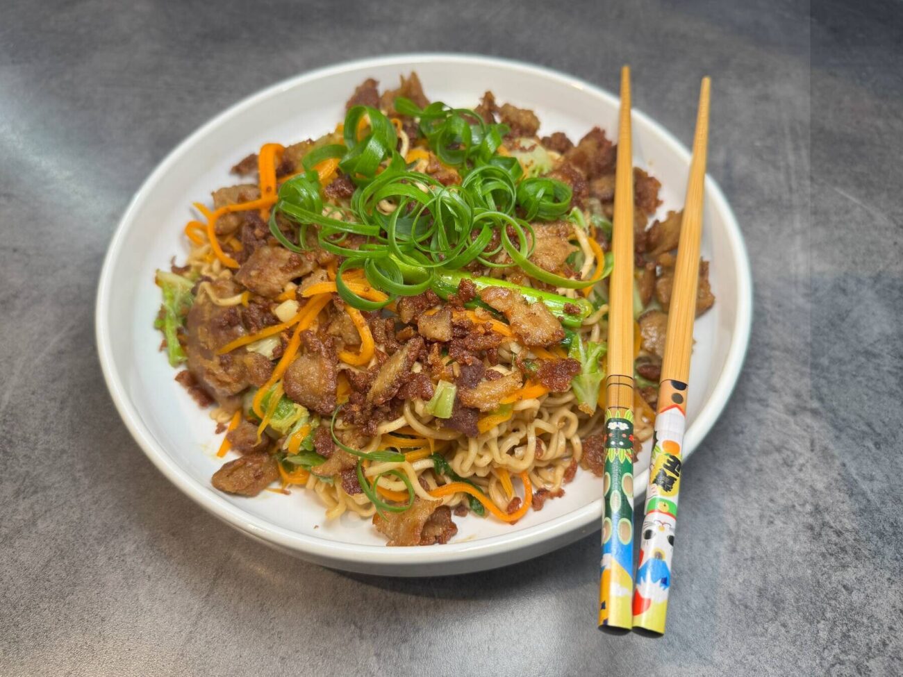 Famin rapea kasviswokki