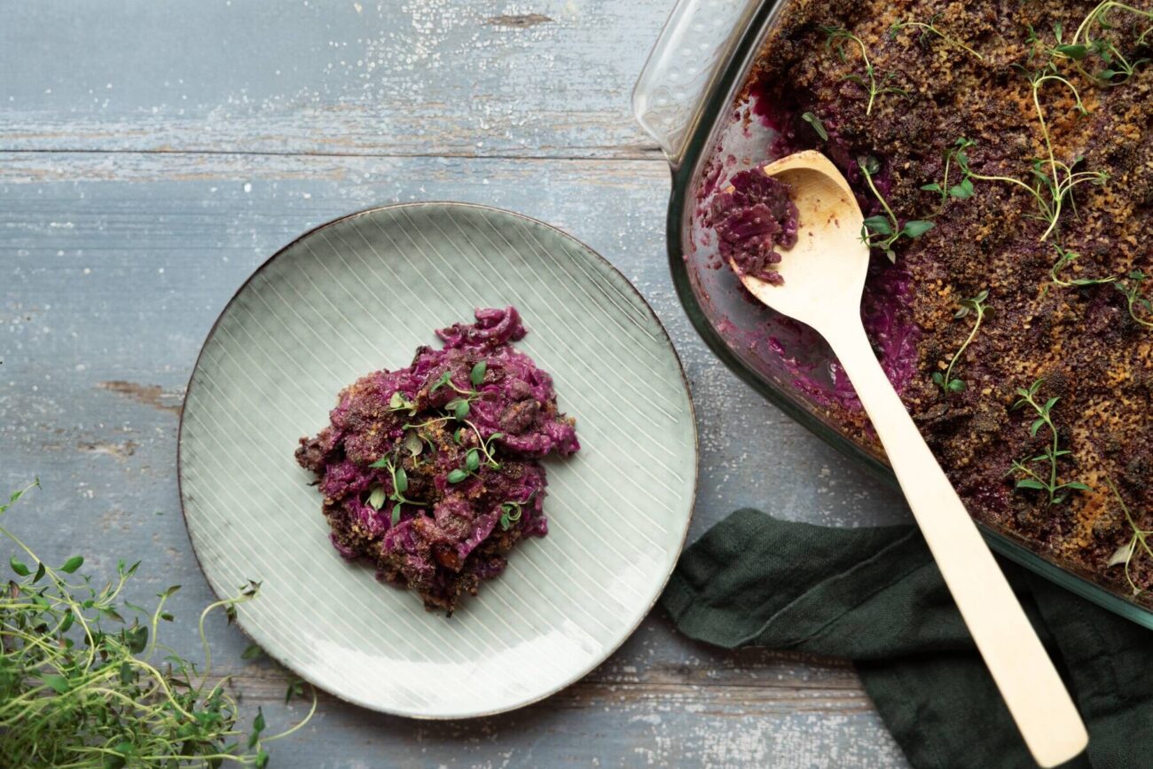 Härkis-punakaalilaatikko