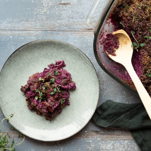 Härkis-punakaalilaatikko