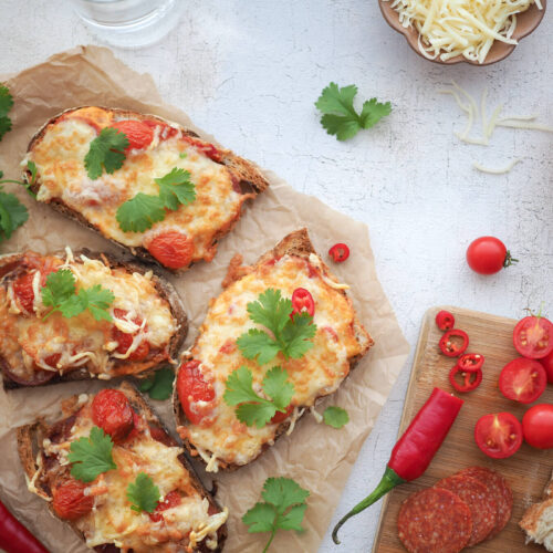 Lämpimät leivät airfryerissa