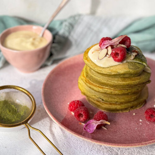 Vegaaniset matchapannukakut