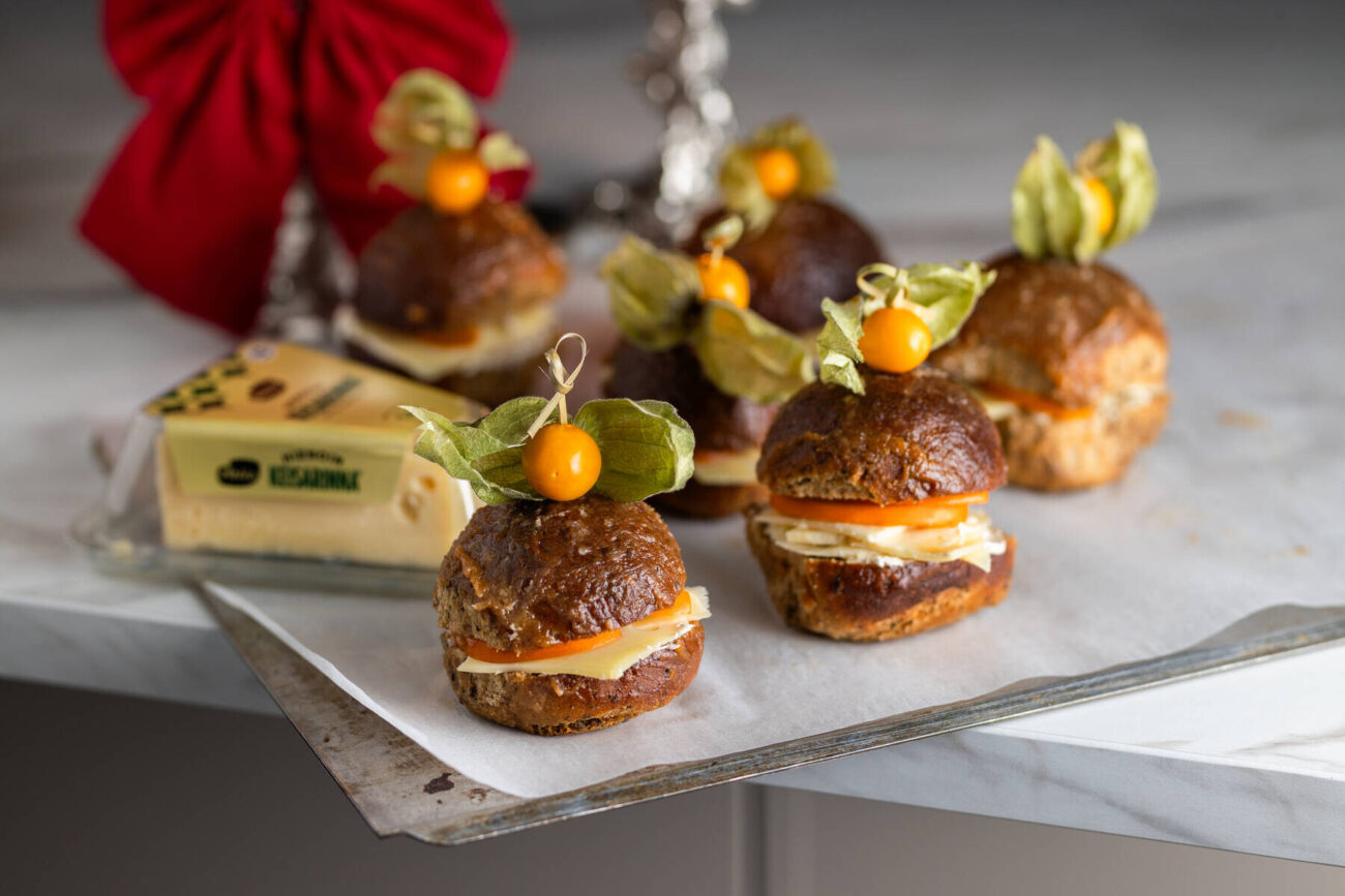 Bakerikan täytetty mallasbriossi