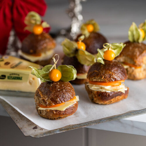 Bakerikan täytetty mallasbriossi