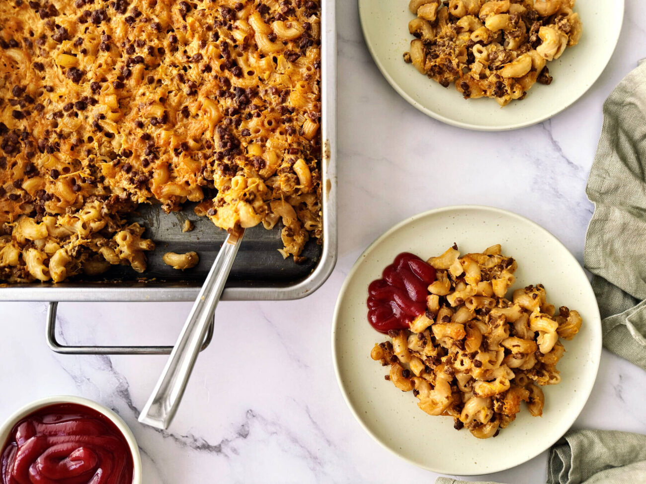 Vegaaninen makaronilaatikko