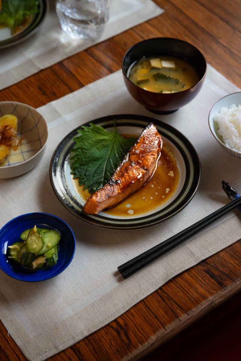 Makumuistoja maailmalta Japani Heikki Valkama