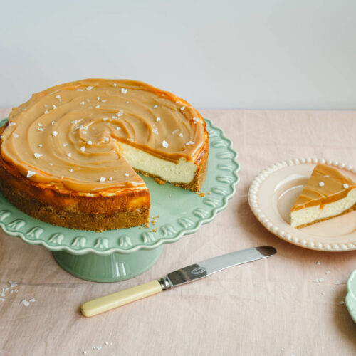 Suolakinuskijuustokakku