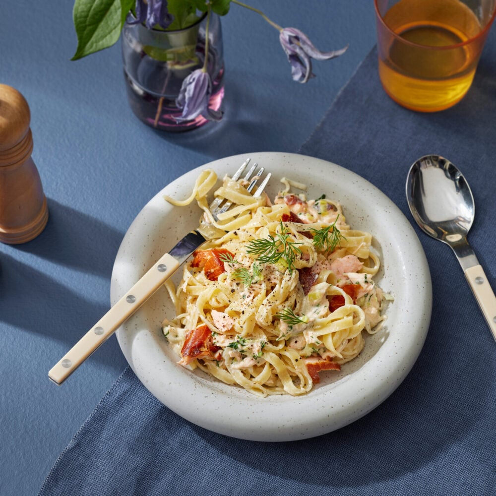 Lämminsavulohipasta