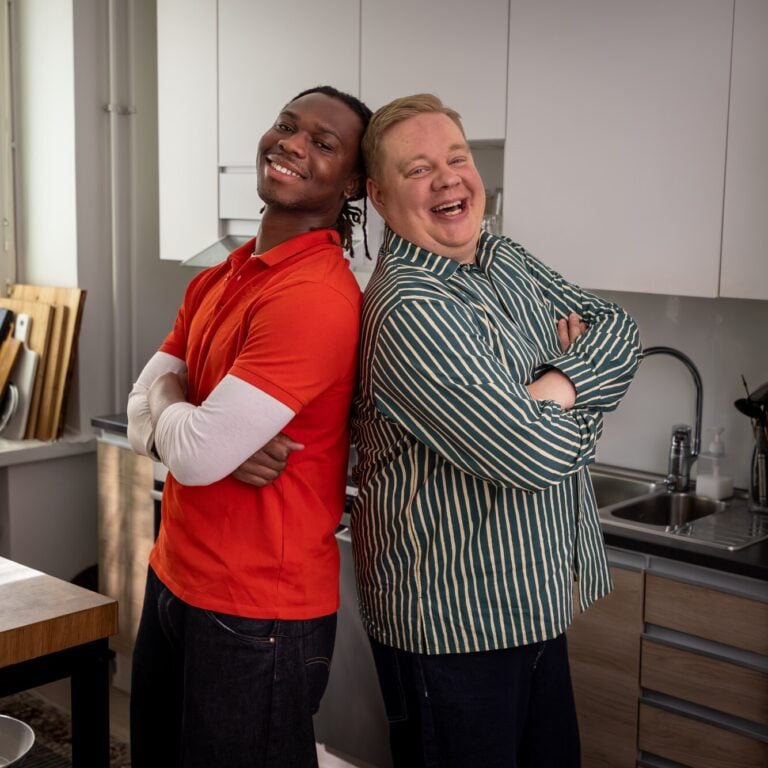 Makumuistoja maailmalta Robert Foli ja Samuli Sepponen