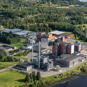 Kuvassa on Valion Lapinlahden tehdas.