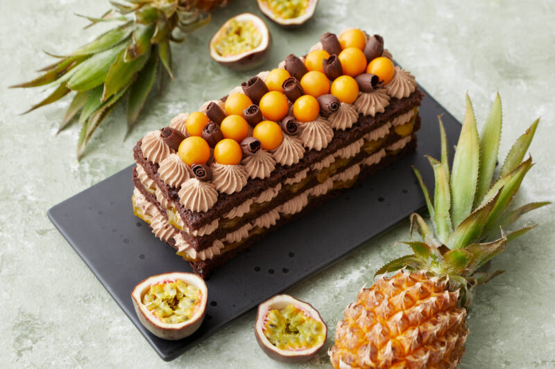 Ananas-passionsuklaakakku