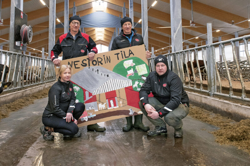 Nestorin tilan yrittäjät ryhmäkuvassa.