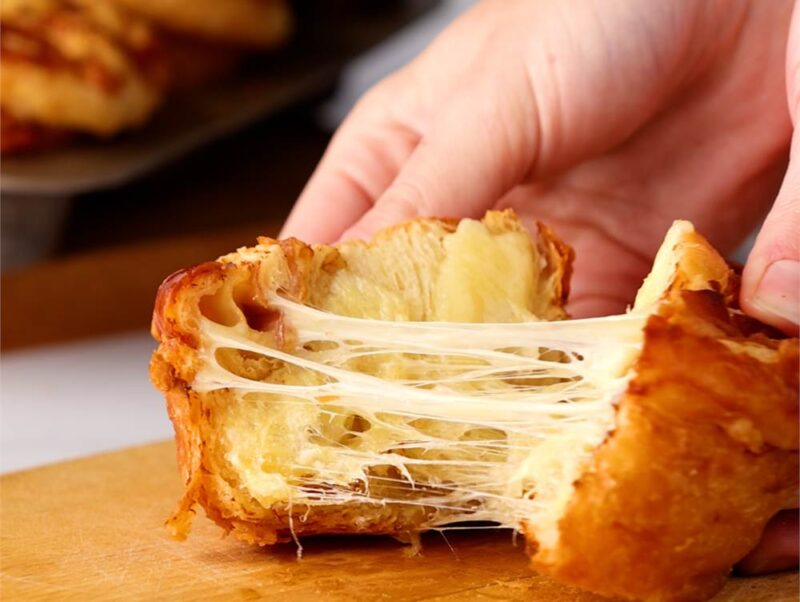 Swiss and Prosciutto Croissant