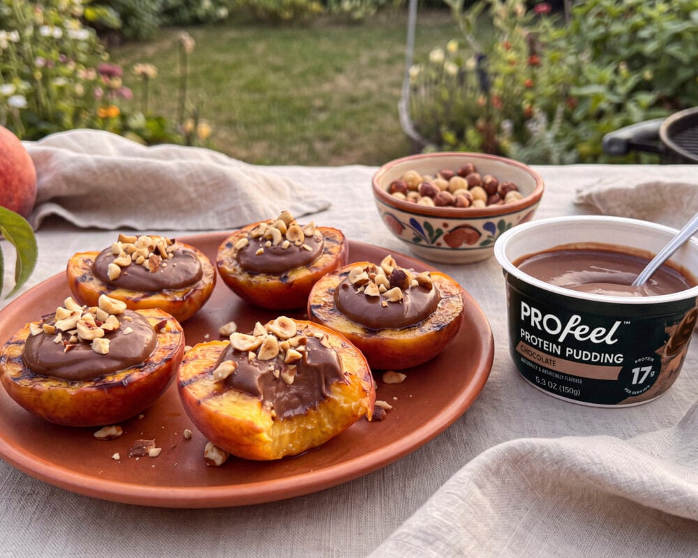 Grilled Peaches with Chocolate Pudding