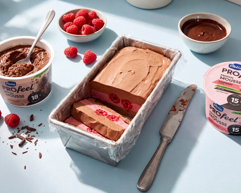 Kwadraciki semifreddo czekoladowo-malinowe