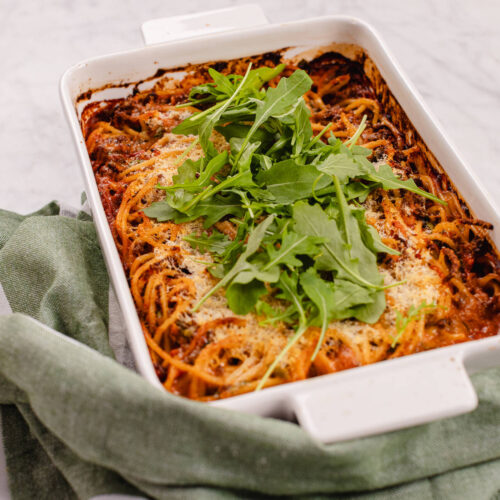 Köttfärssås- och spaghettigratäng