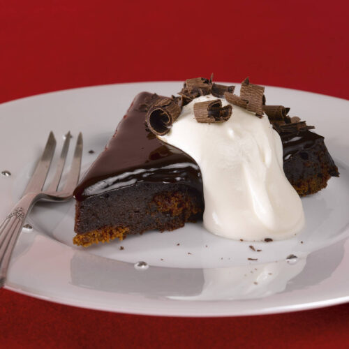 Chokladtårta med vispad grädde