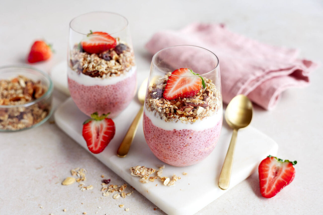 Chiapudding med jordgubbar