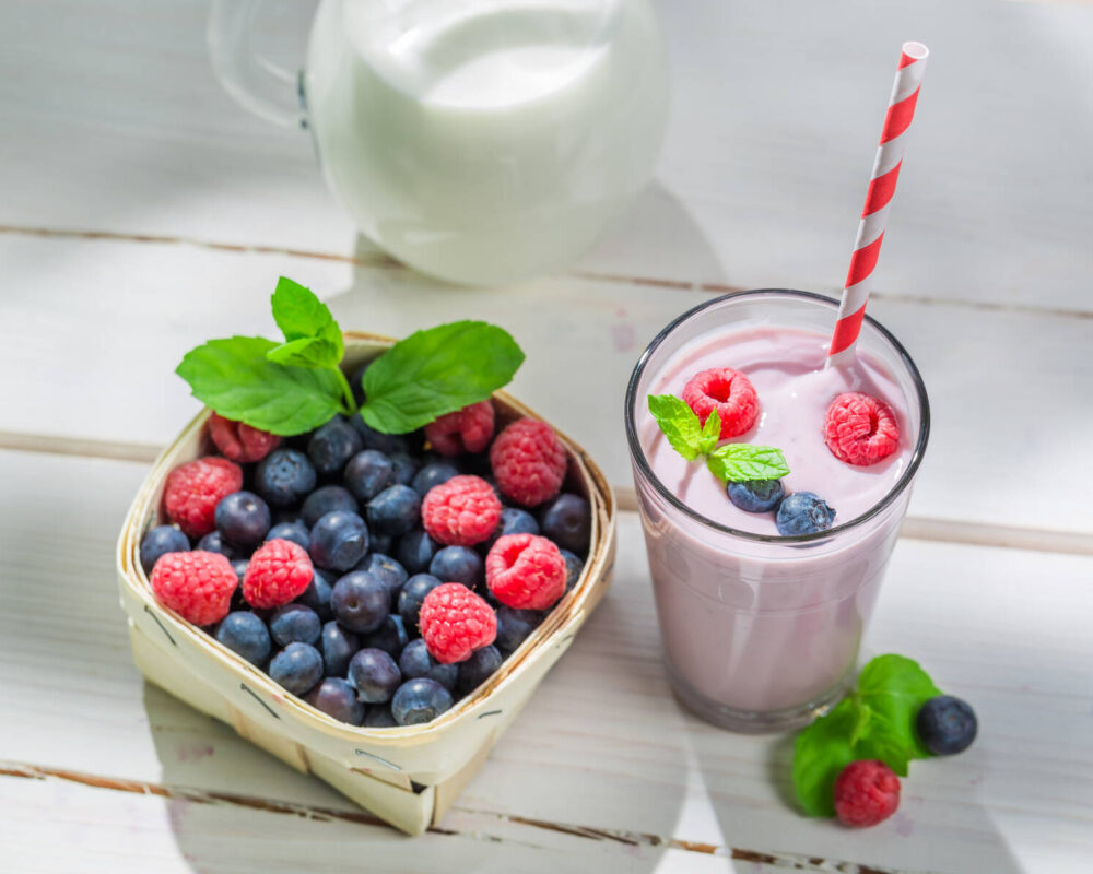 Smoothie med hallon och blåbär