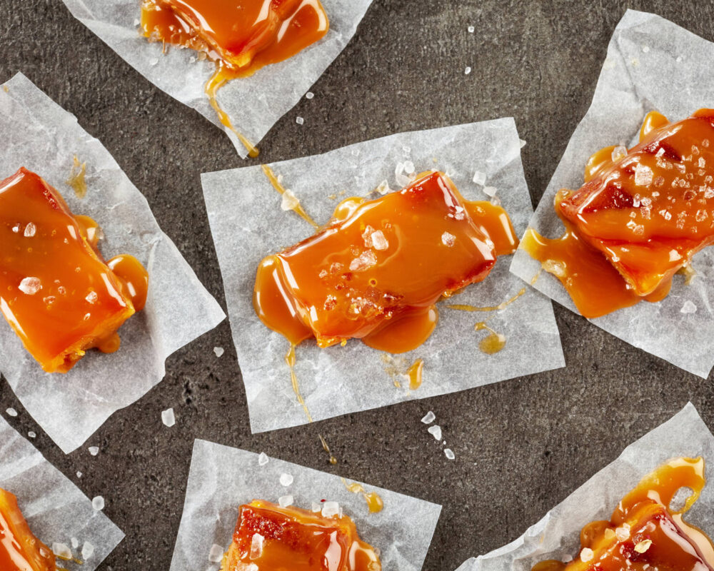 Saffranskola med brynt smör och flingsalt