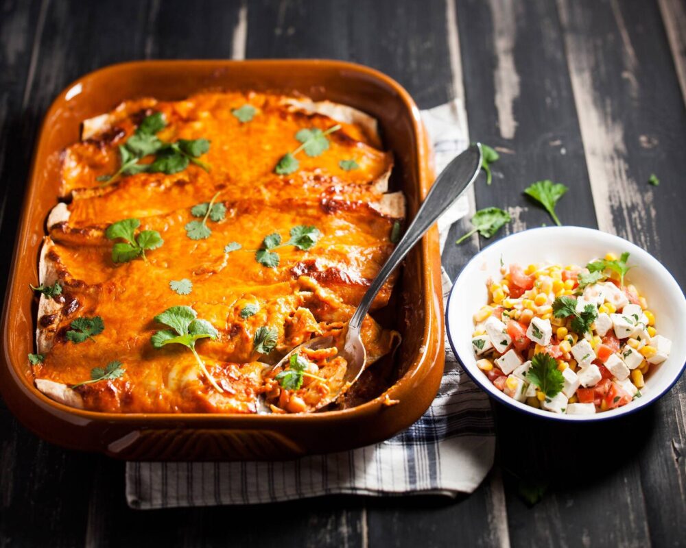 Enchiladas med kyckling och majssalsa