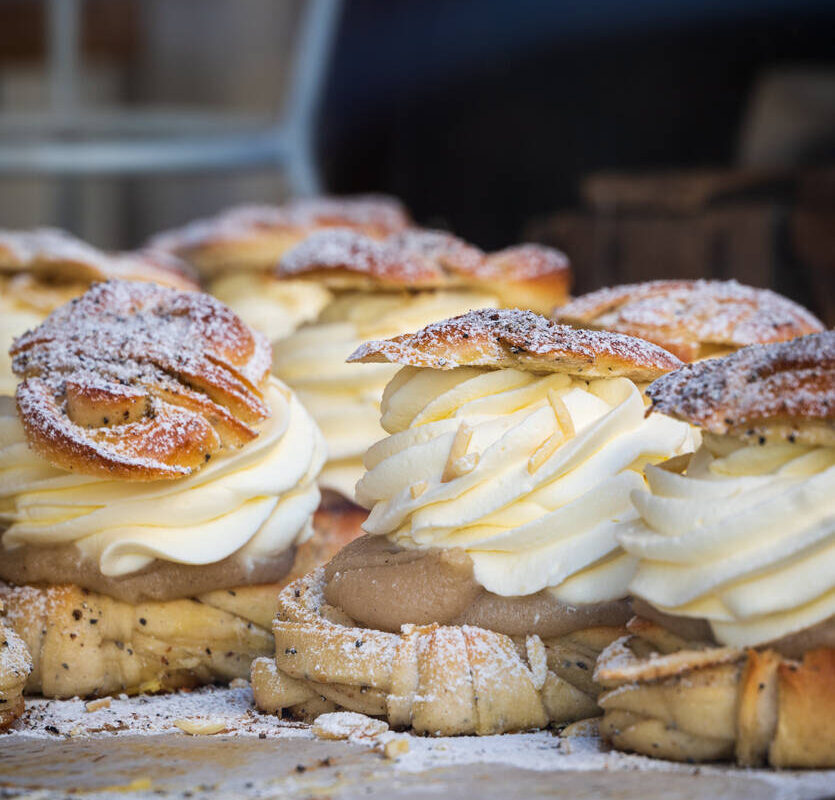 Enkel kardemummabullesemla