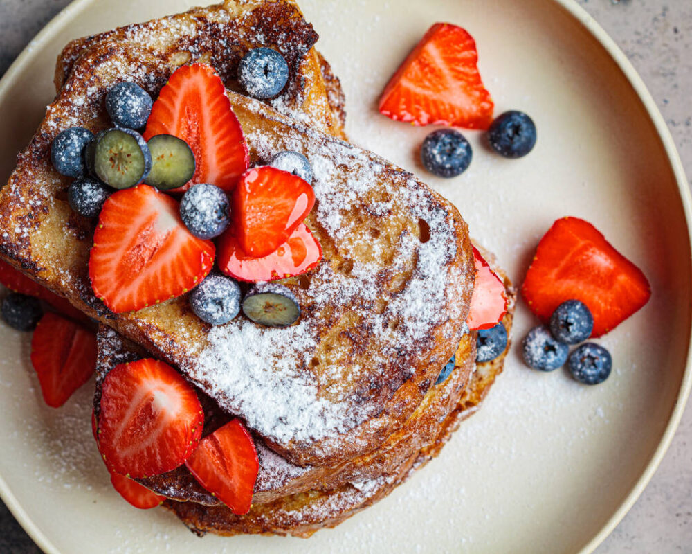 French toast med bär