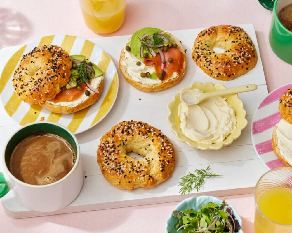 Cottage cheese-bagels