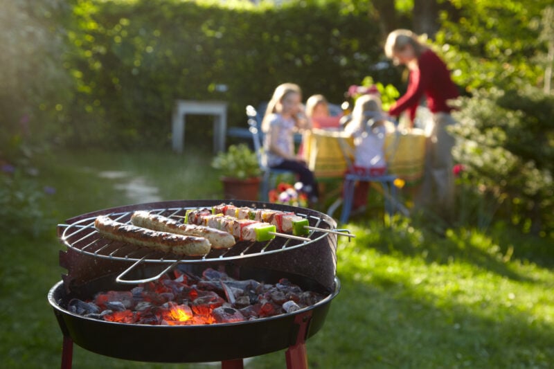 Grillmiddag utomhus