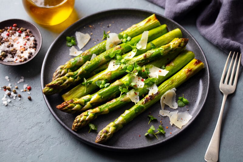 sparris med parmesan