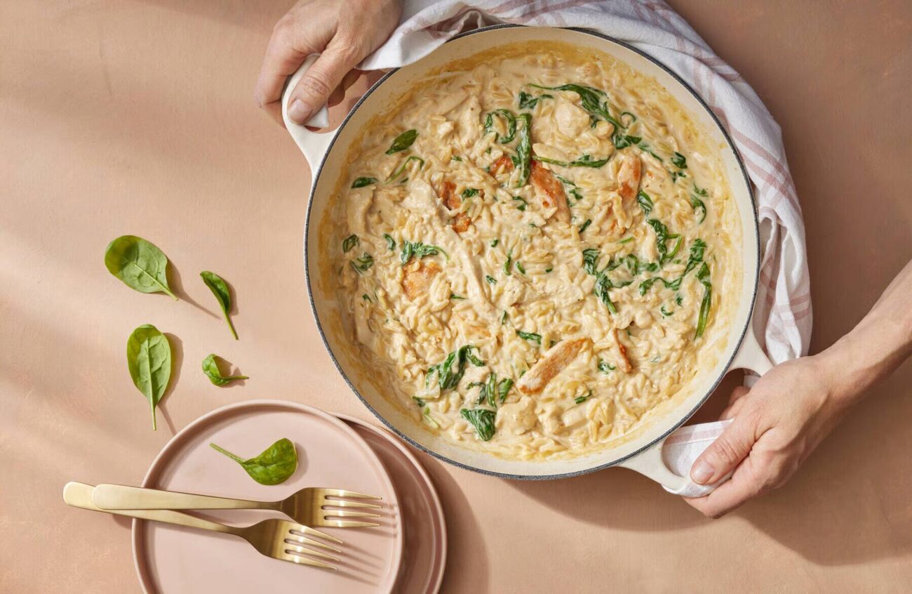 Krämig risonipasta med kyckling och spenat