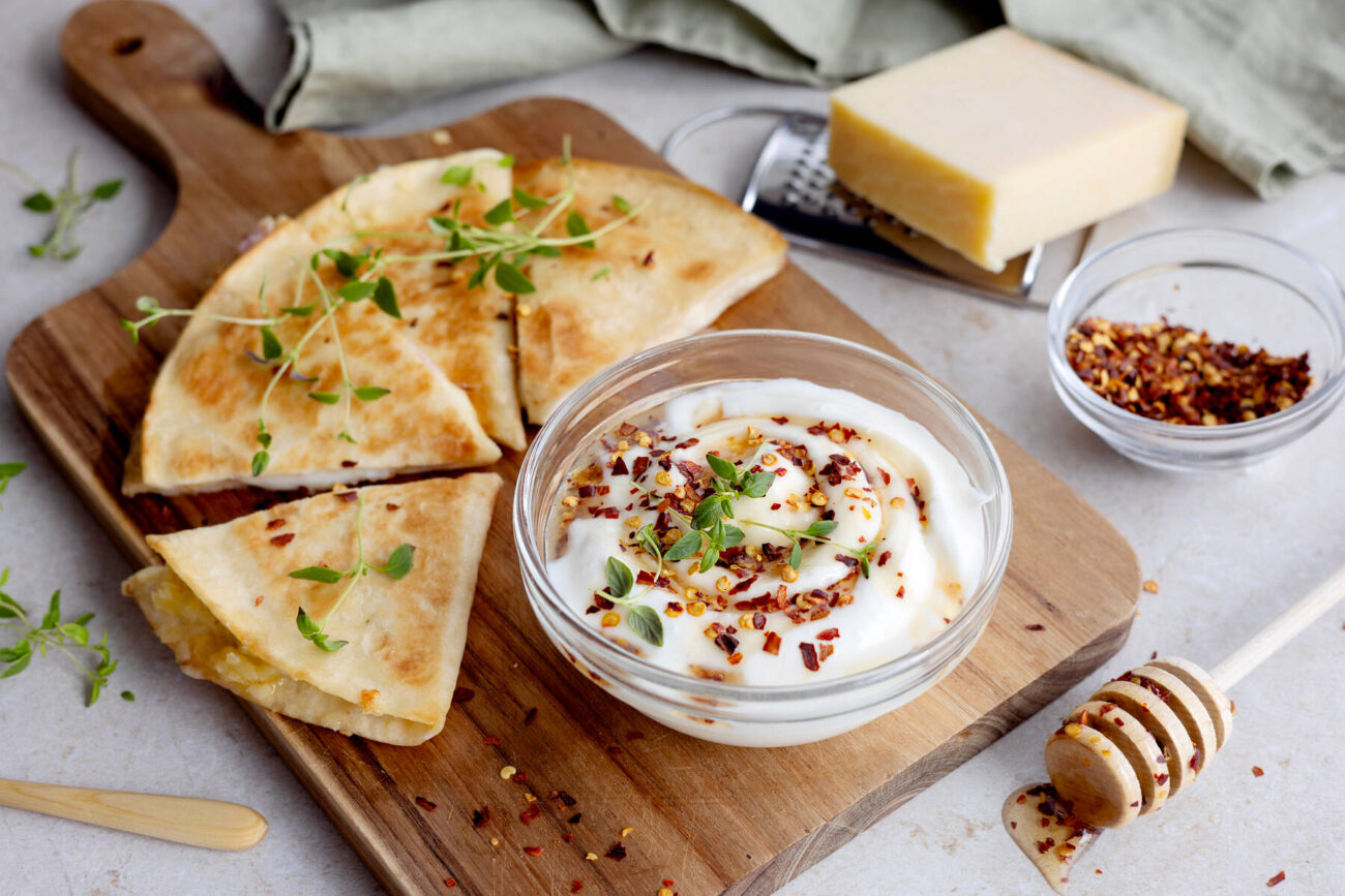 Honung- och chilidipp med Grekisk yoghurt