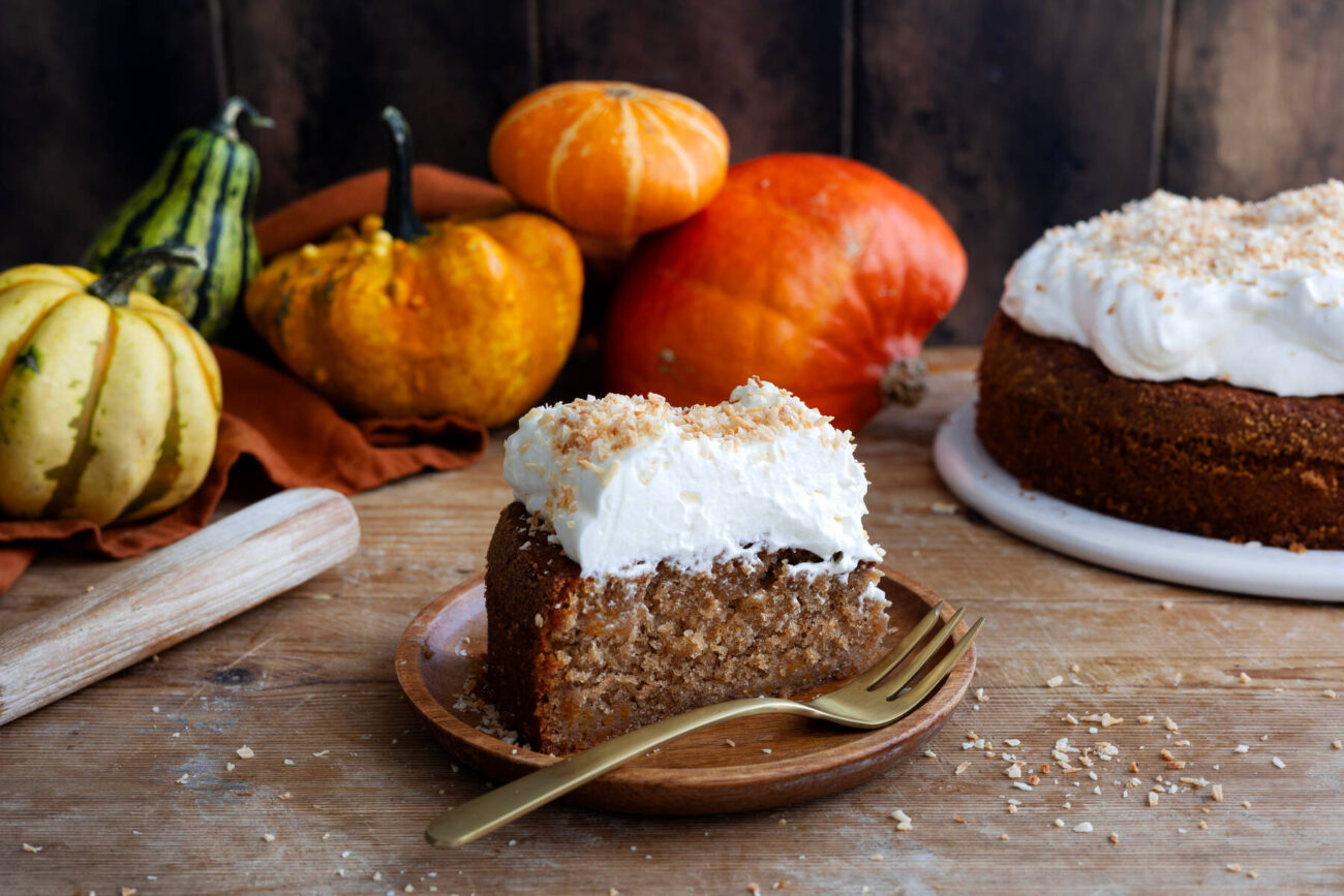 Pumpakaka med kokosfrosting
