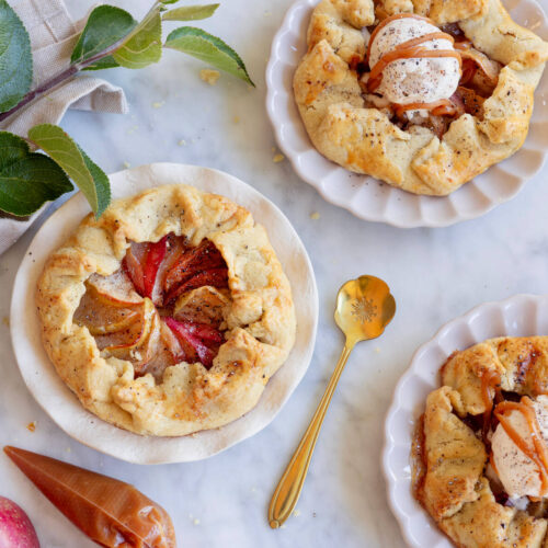 Mini äppelpajer med kanelbulleglass